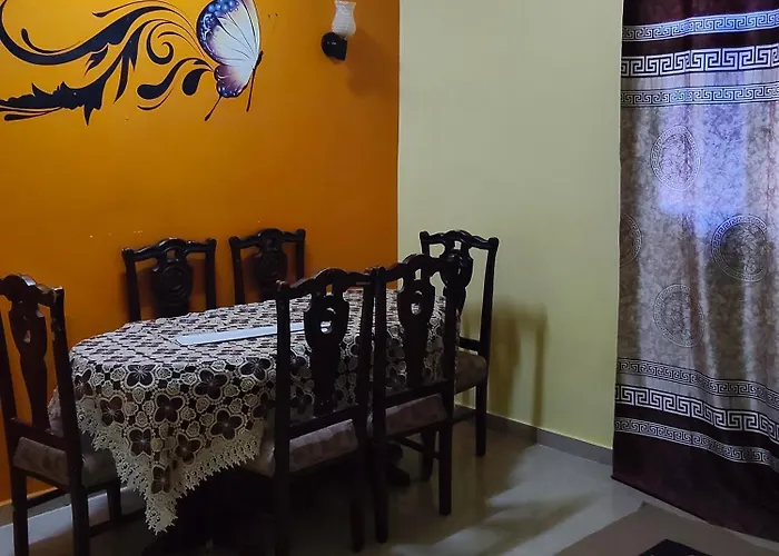 Hamza Apartment